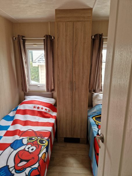 Kinderschlafzimmer mit 1. Bett